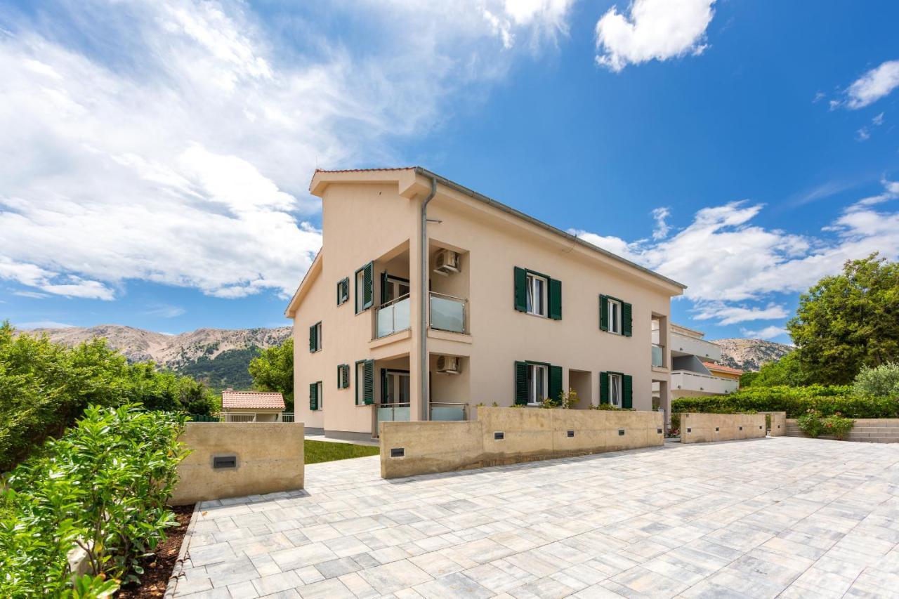 Divine Apartments Baska  Ngoại thất bức ảnh