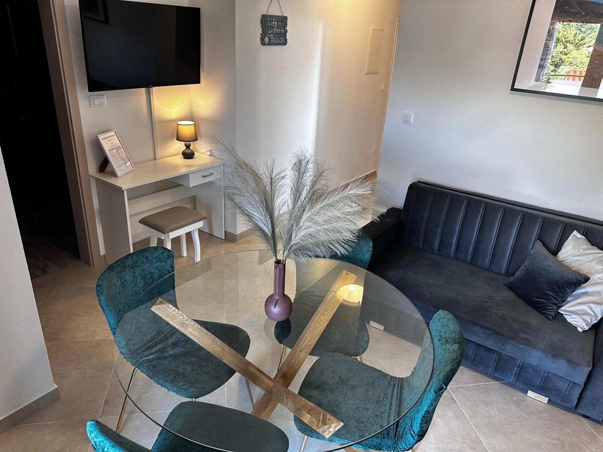 Divine Apartments Baska  Ngoại thất bức ảnh