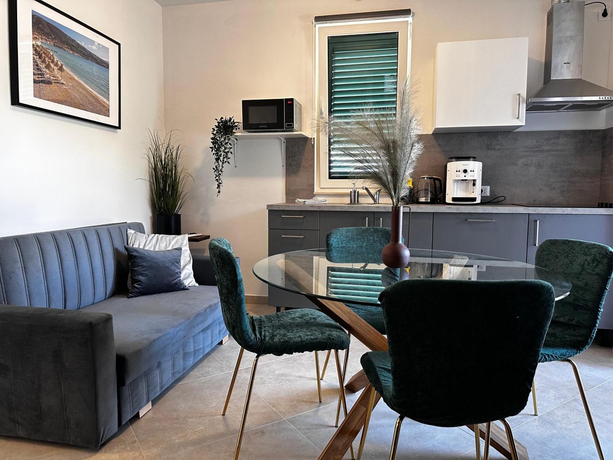 Divine Apartments Baska  Ngoại thất bức ảnh