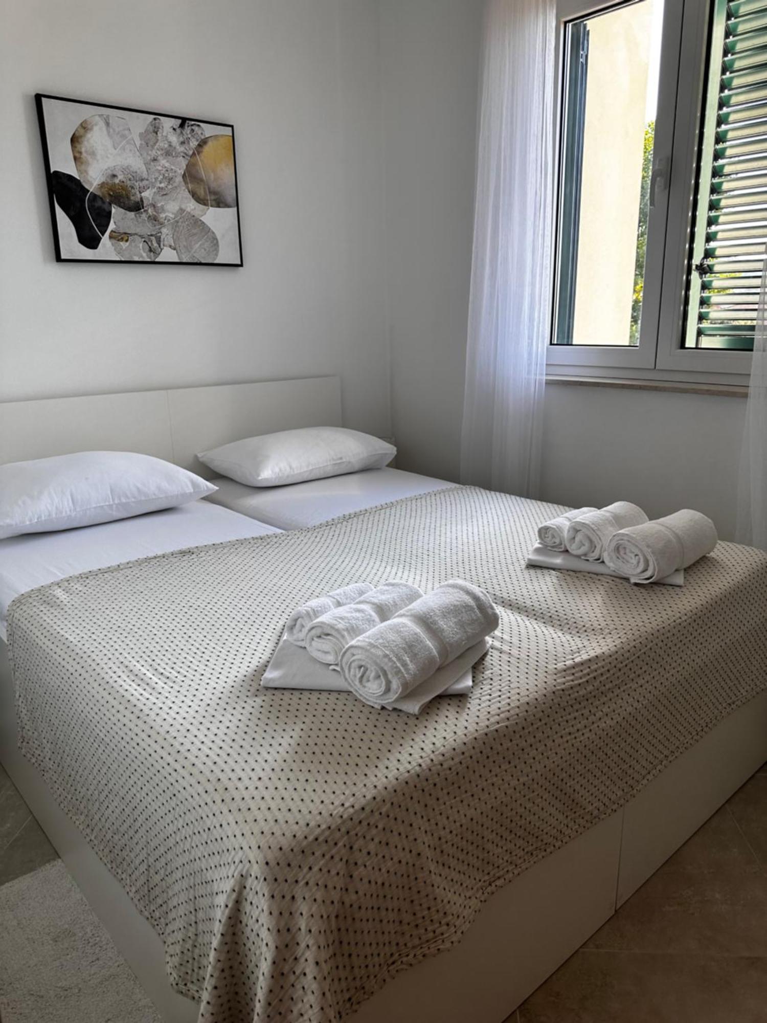 Divine Apartments Baska  Ngoại thất bức ảnh