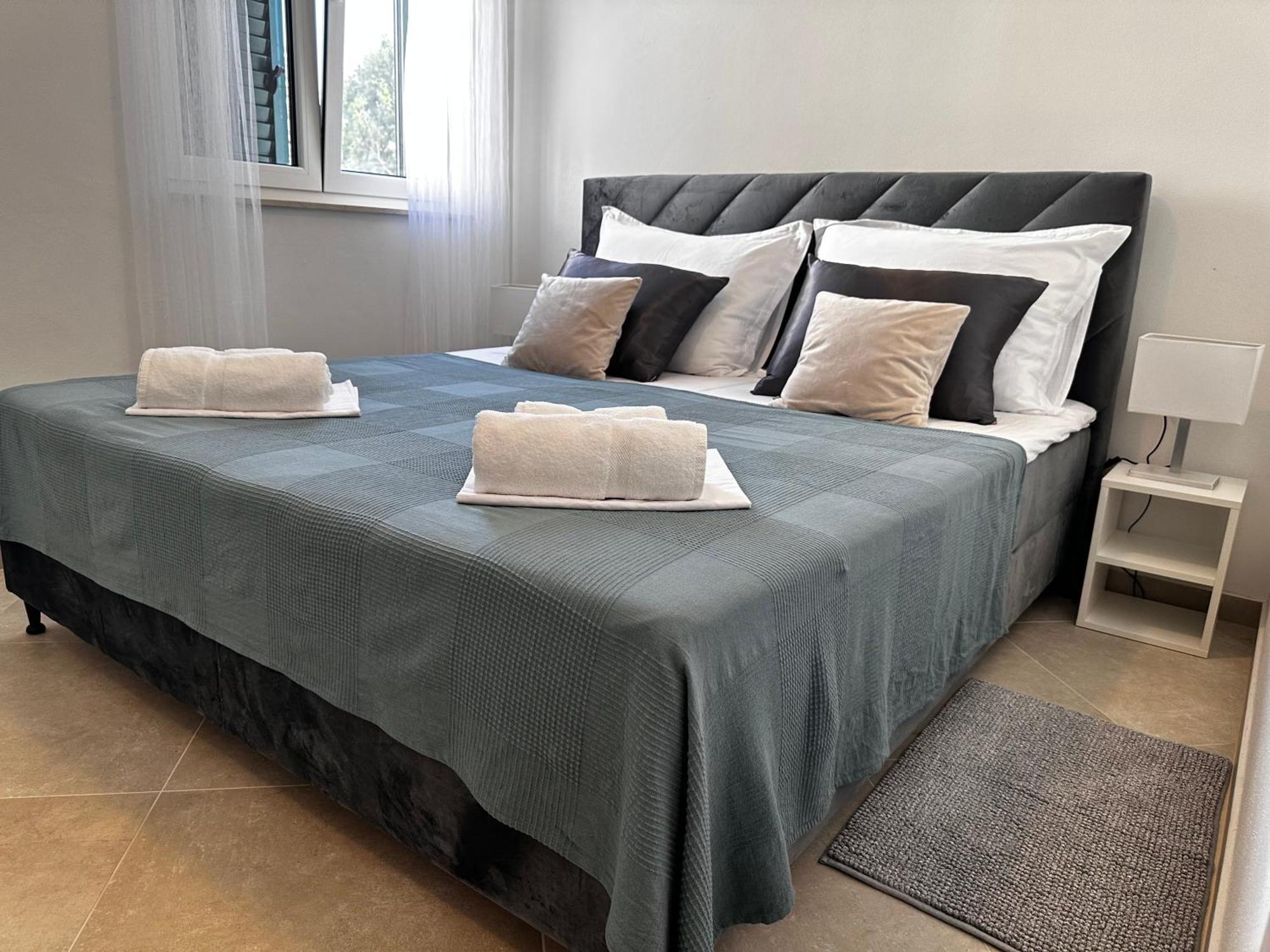 Divine Apartments Baska  Ngoại thất bức ảnh
