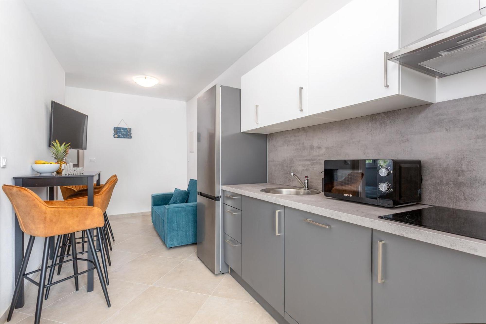 Divine Apartments Baska  Ngoại thất bức ảnh
