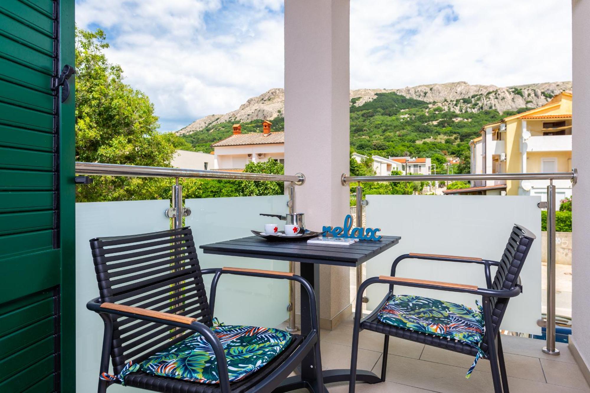 Divine Apartments Baska  Ngoại thất bức ảnh