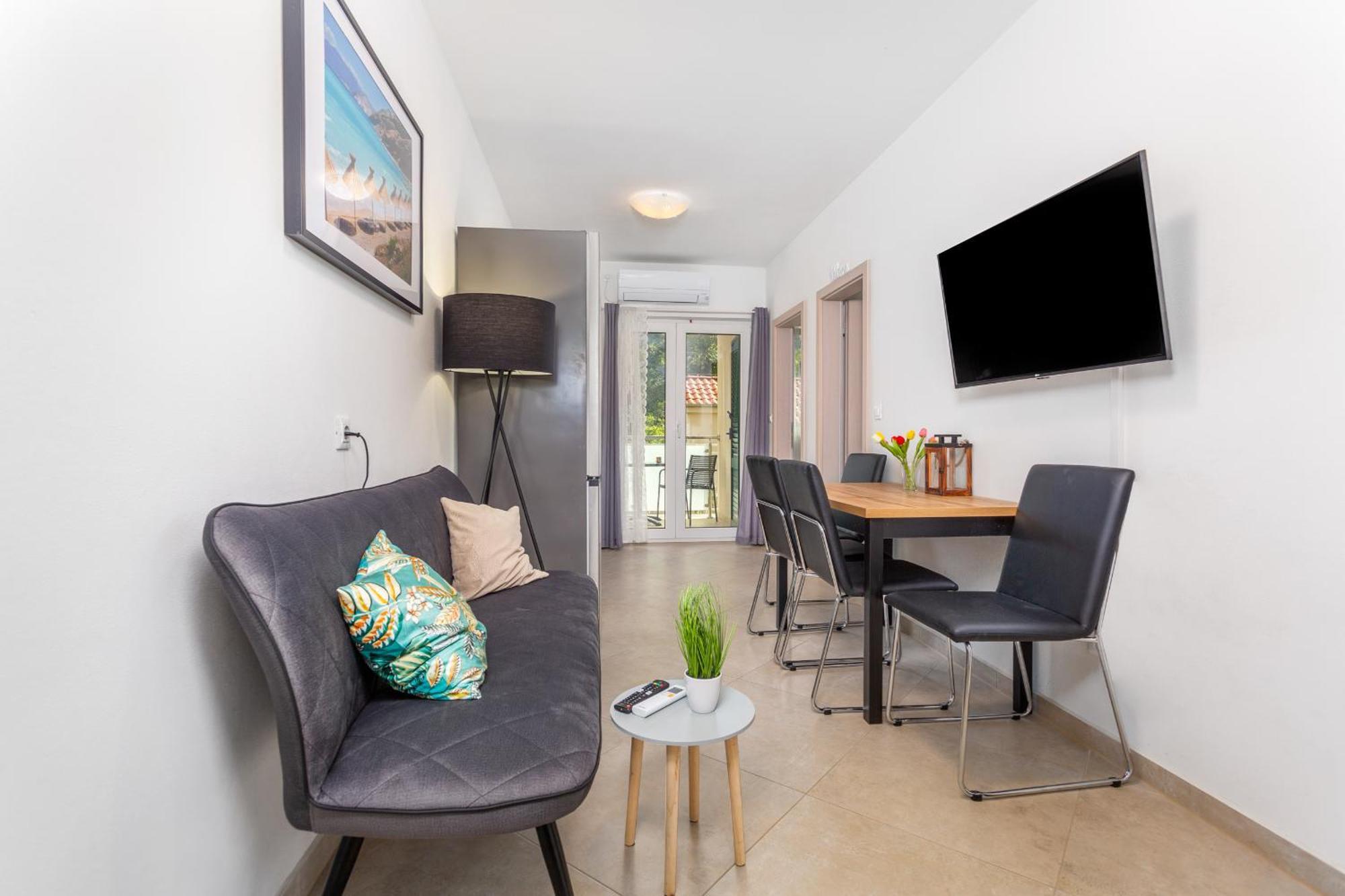 Divine Apartments Baska  Ngoại thất bức ảnh