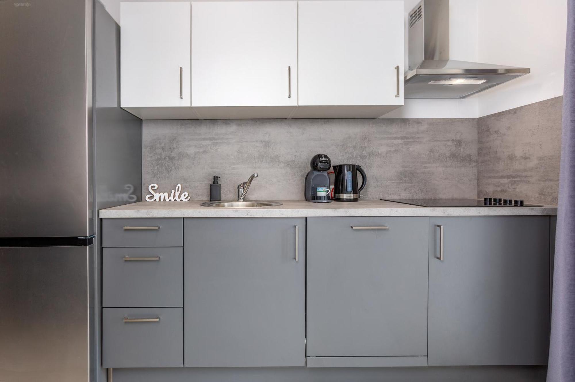 Divine Apartments Baska  Ngoại thất bức ảnh