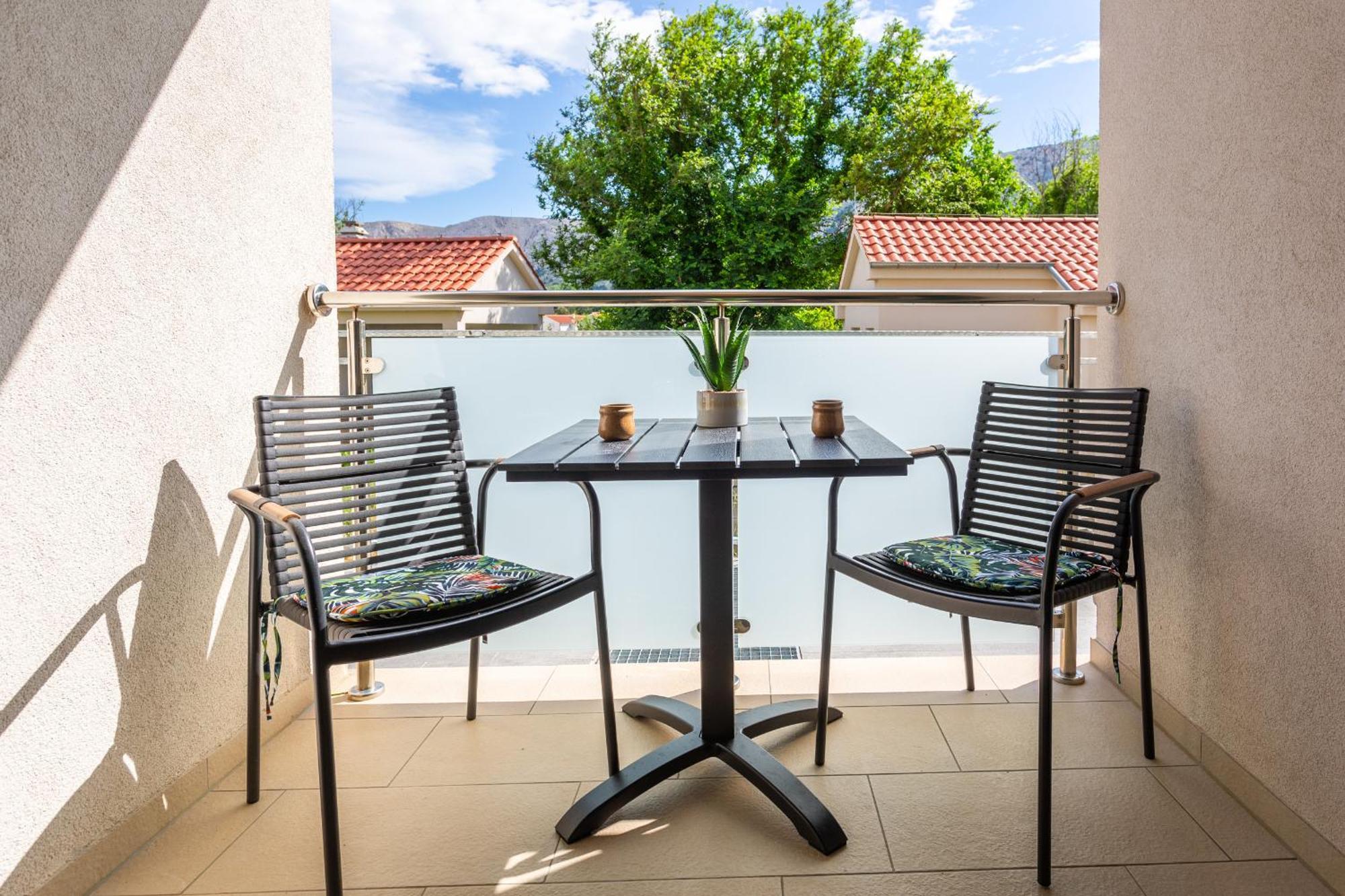 Divine Apartments Baska  Ngoại thất bức ảnh